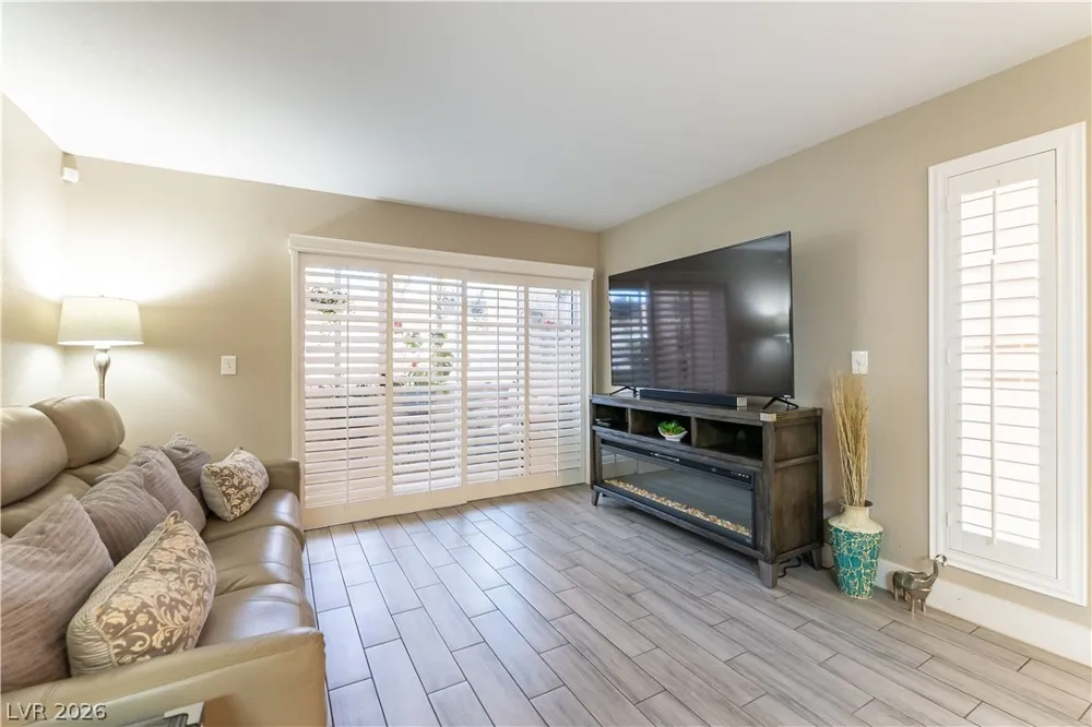 3174 Tarpon Drive #102 Las Vegas, NV 89120