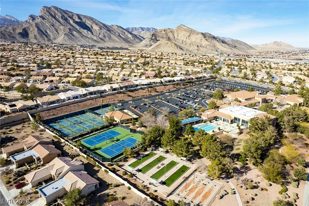 9076 Sundial Drive Las Vegas, NV 89134