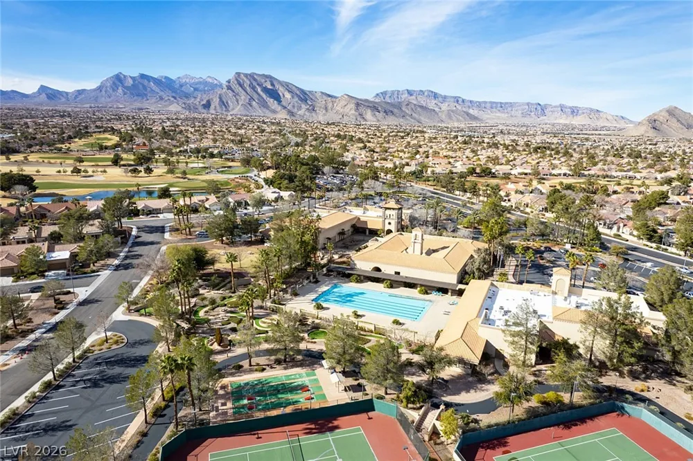 9076 Sundial Drive Las Vegas, NV 89134