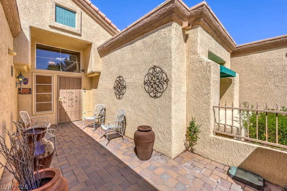 9076 Sundial Drive Las Vegas, NV 89134