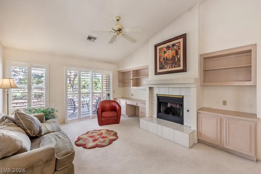 9076 Sundial Drive Las Vegas, NV 89134
