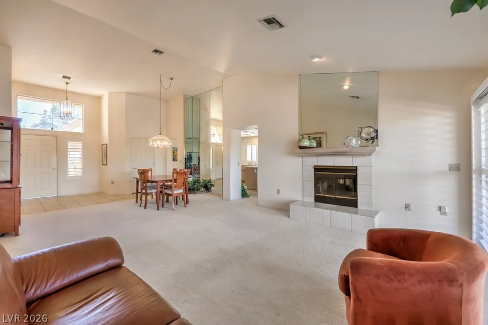 9076 Sundial Drive Las Vegas, NV 89134