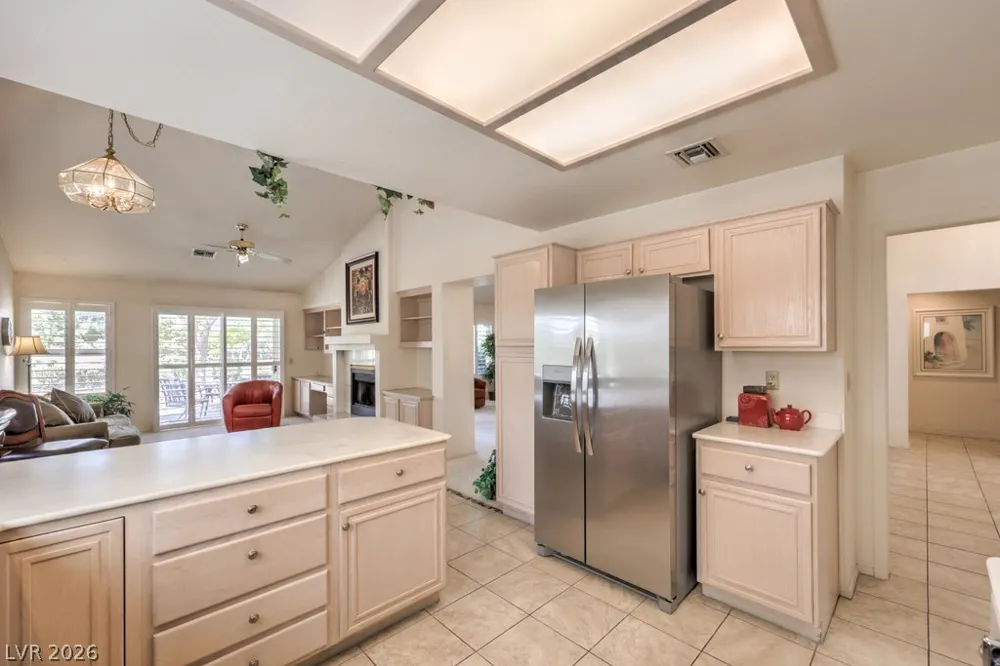 9076 Sundial Drive Las Vegas, NV 89134