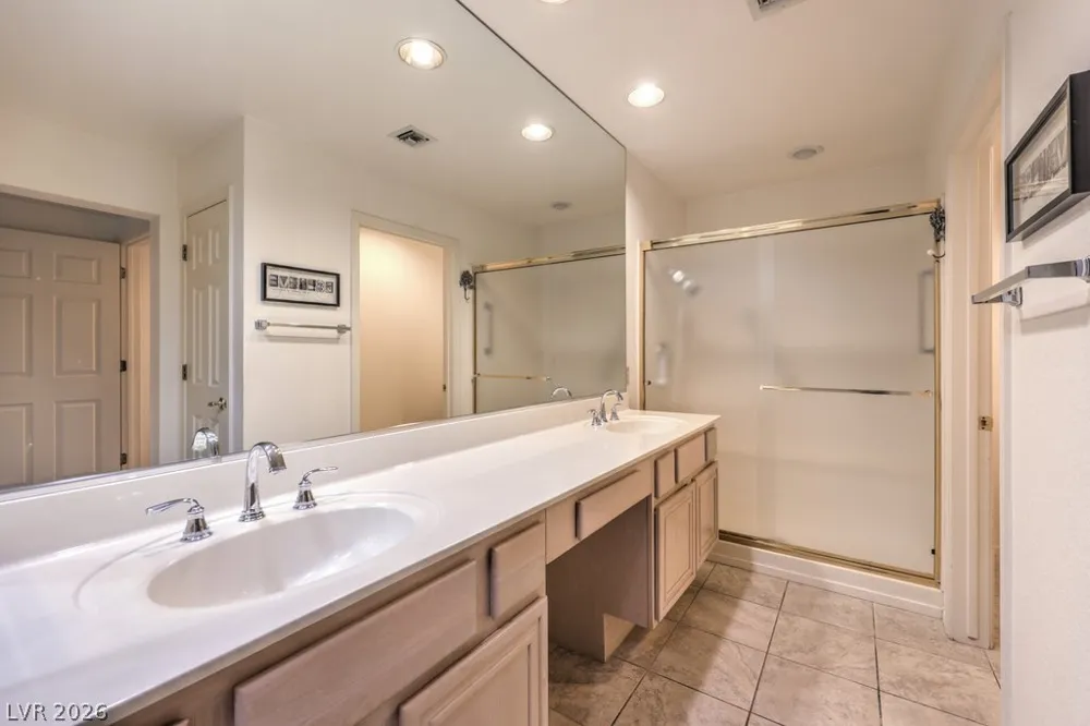 9076 Sundial Drive Las Vegas, NV 89134
