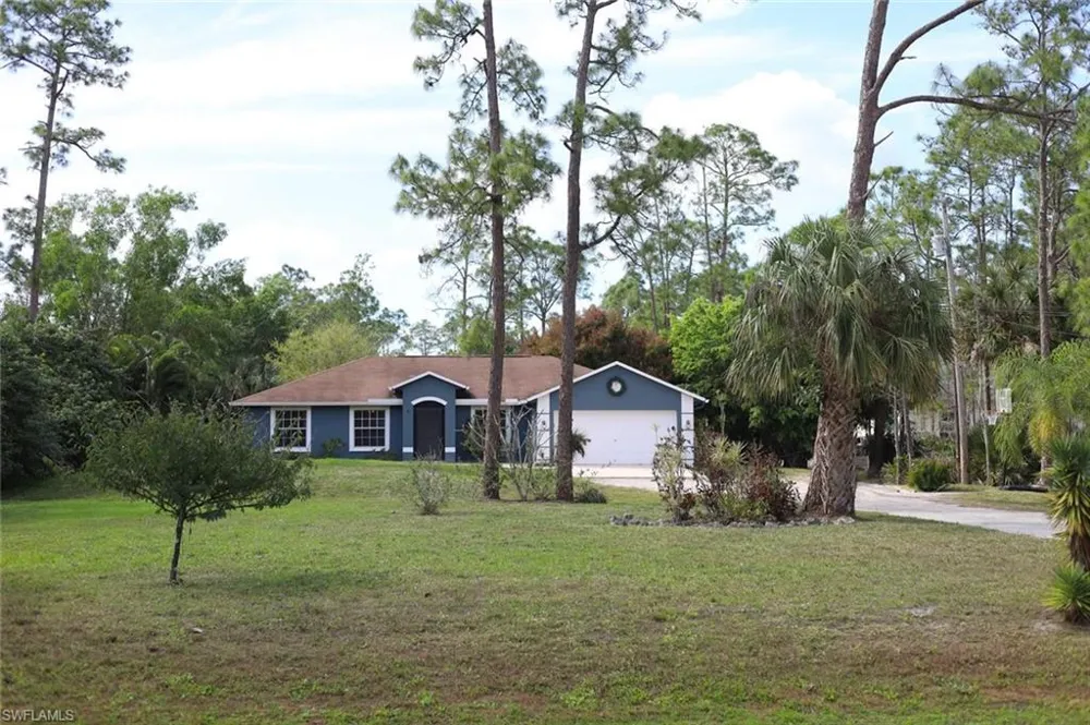 4295 14th Street NE Naples, FL 34120