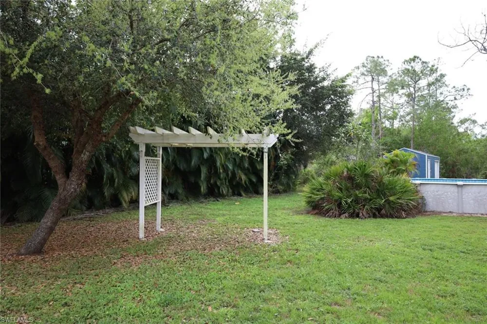 4295 14th Street NE Naples, FL 34120