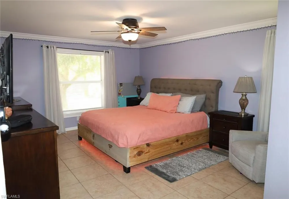 4295 14th Street NE Naples, FL 34120