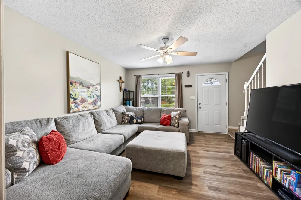313 Lafayette Point Cir Clarksville, TN 37042