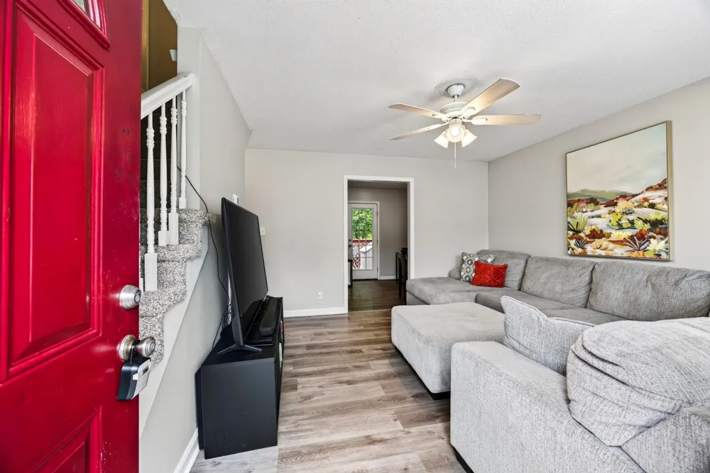 313 Lafayette Point Cir Clarksville, TN 37042