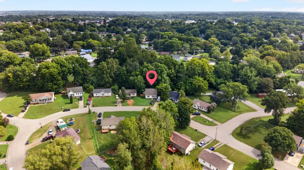 313 Lafayette Point Cir Clarksville, TN 37042
