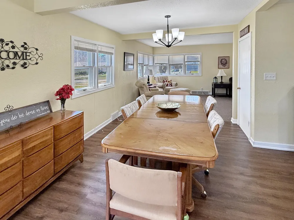 841 Redwood Drive Fairmont, MN 56031