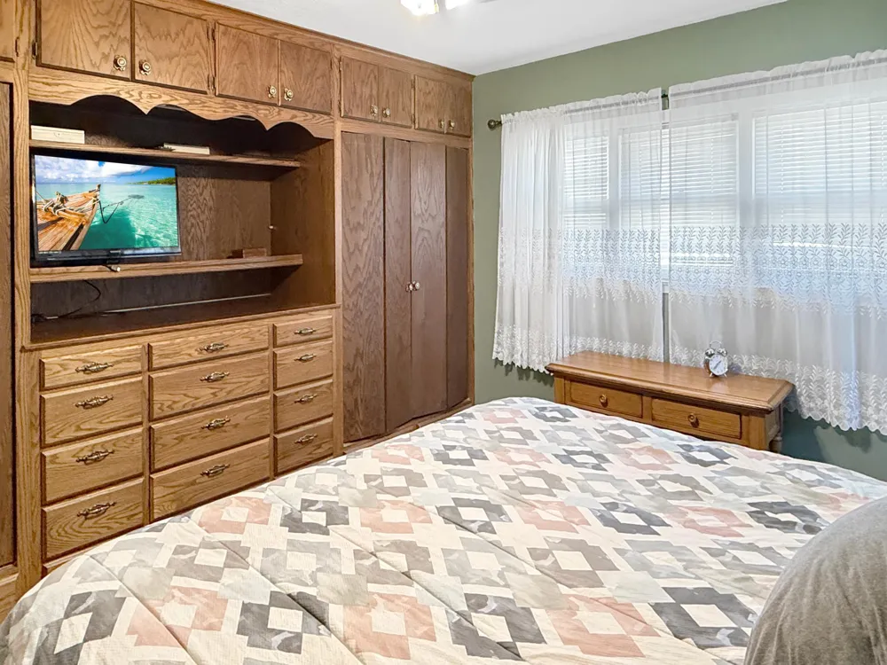 841 Redwood Drive Fairmont, MN 56031
