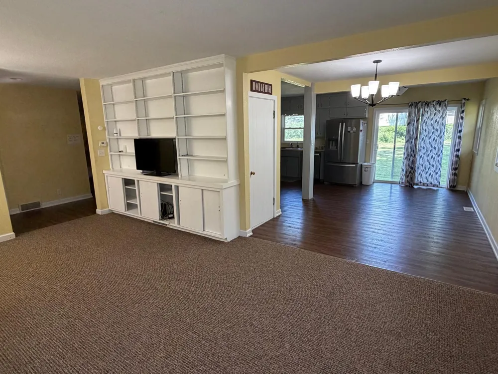 841 Redwood Drive Fairmont, MN 56031