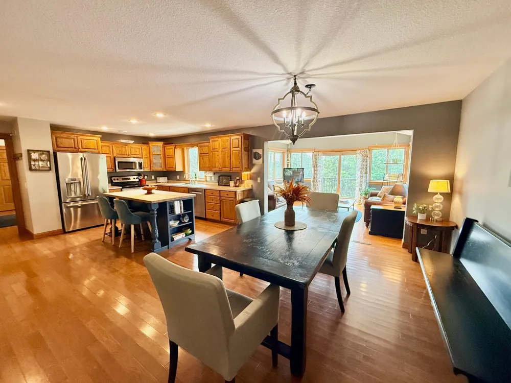 106 Ridge Road New London, MN 56273