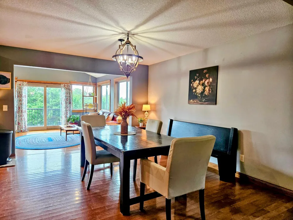 106 Ridge Road New London, MN 56273
