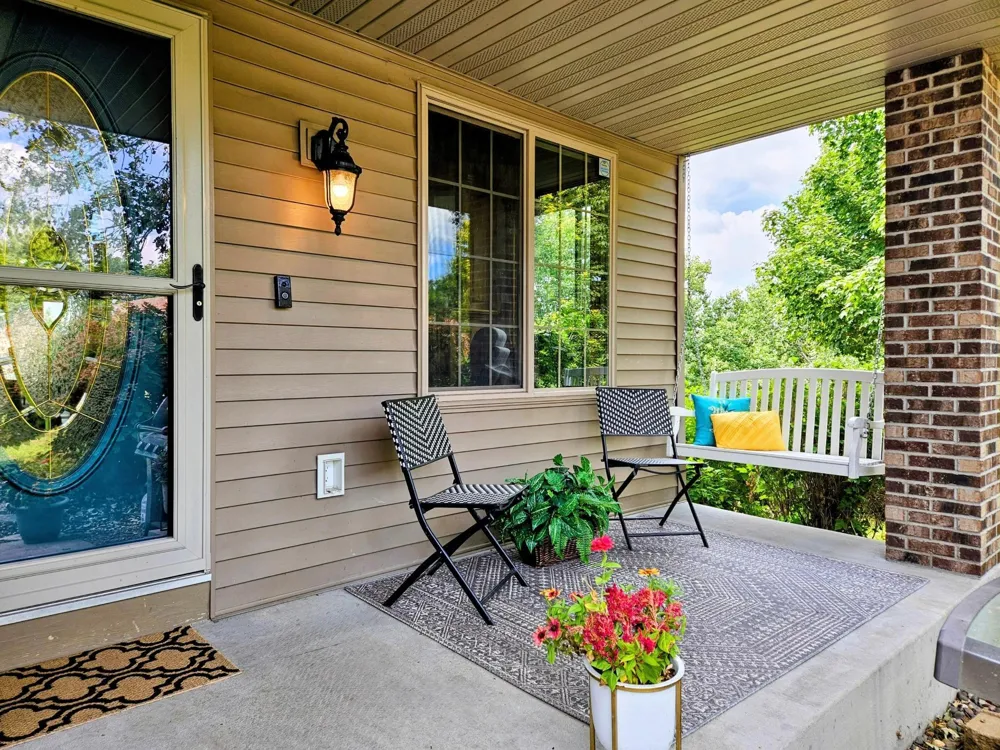 106 Ridge Road New London, MN 56273