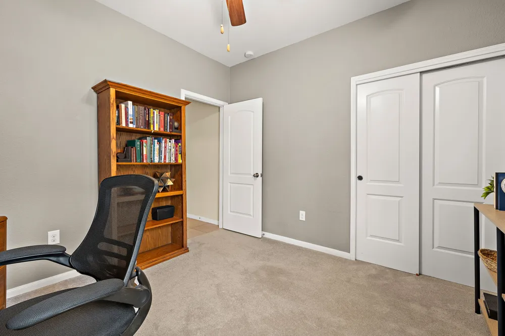 5717 Scenic Lake Drive Georgetown, TX 78626