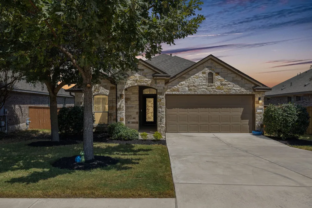 5717 Scenic Lake Drive Georgetown, TX 78626