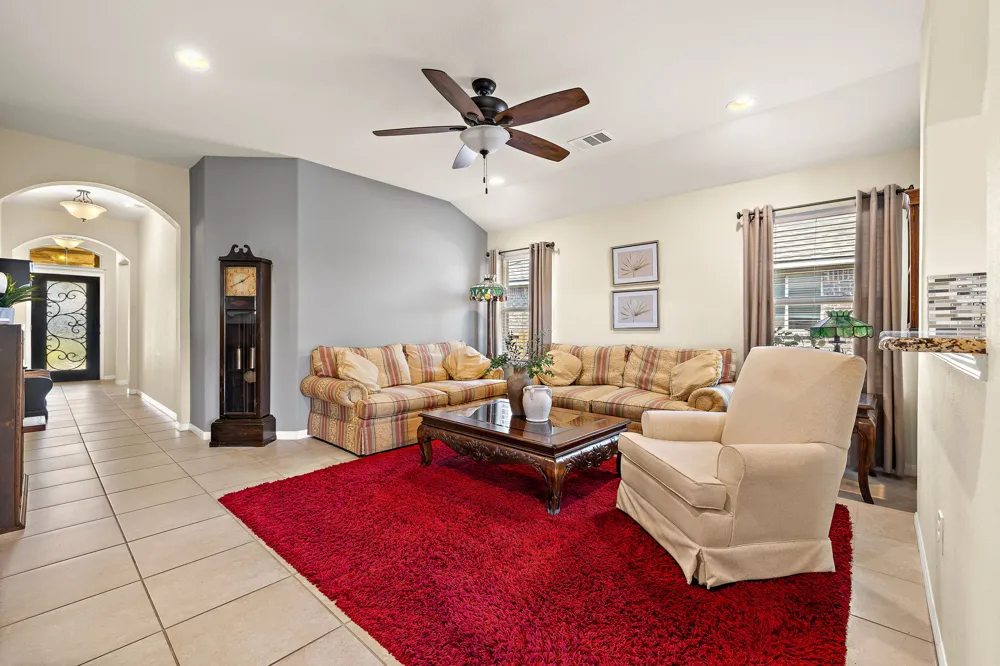 5717 Scenic Lake Drive Georgetown, TX 78626