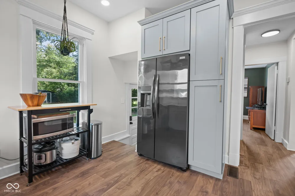 5310 Burgess Avenue Indianapolis, IN 46219