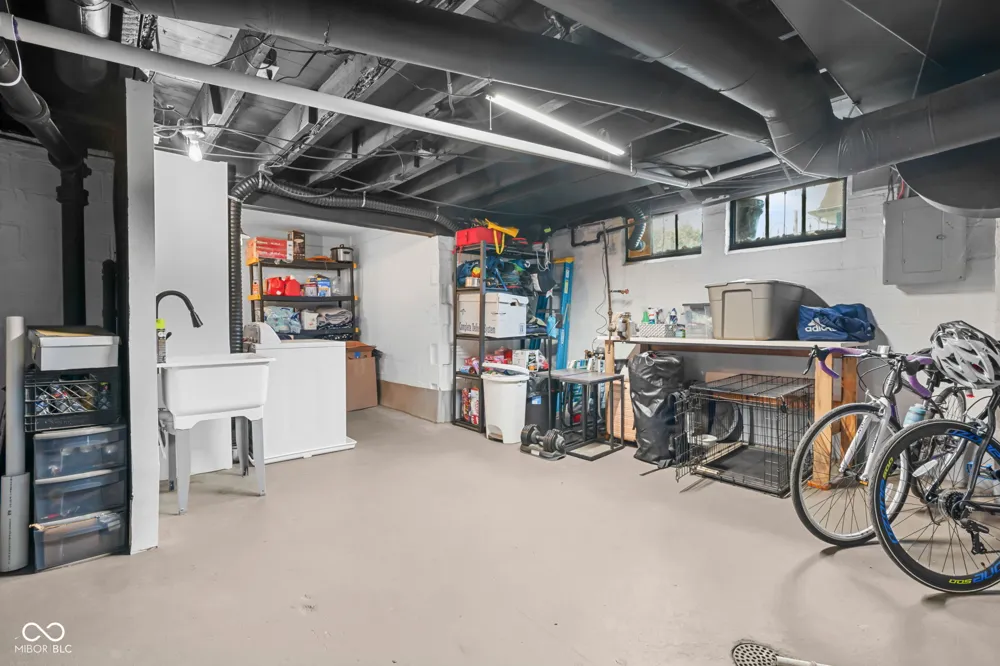 5310 Burgess Avenue Indianapolis, IN 46219