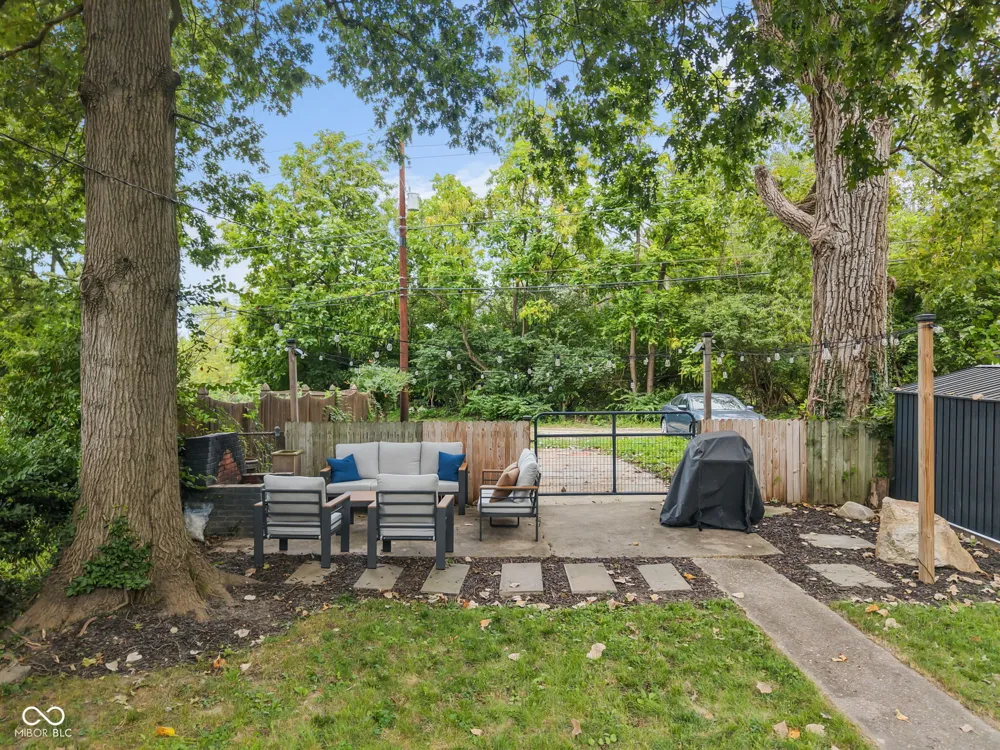 5310 Burgess Avenue Indianapolis, IN 46219