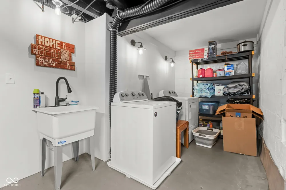 5310 Burgess Avenue Indianapolis, IN 46219