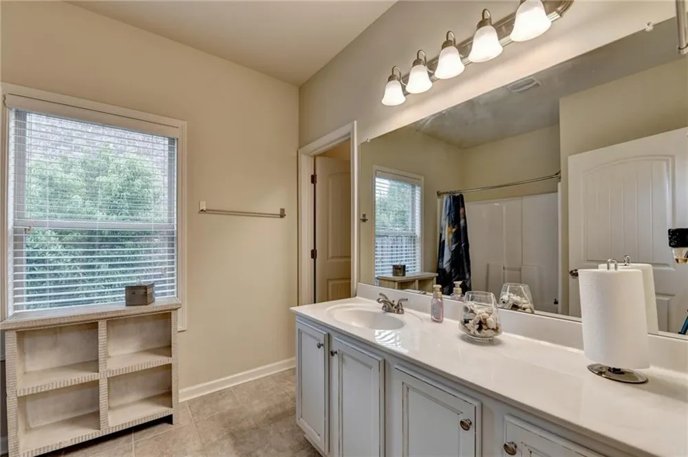 2583 Madison Mae Lane Grayson, GA 30017