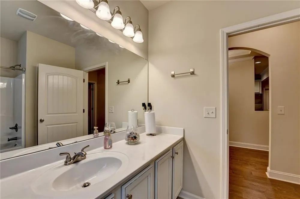 2583 Madison Mae Lane Grayson, GA 30017