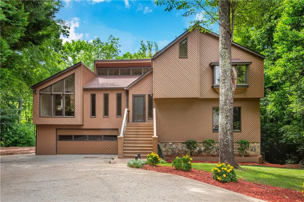 2404 Stockton Place Marietta, GA 30066
