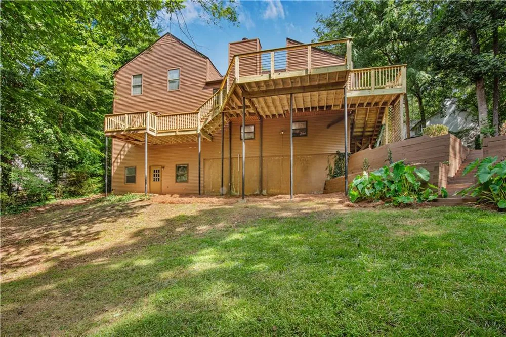 2404 Stockton Place Marietta, GA 30066