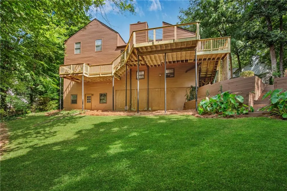 2404 Stockton Place Marietta, GA 30066