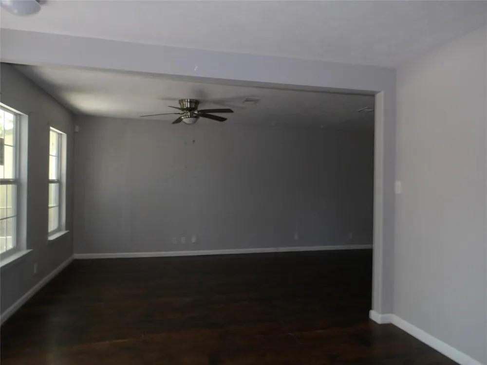5783 Westover Street Houston, TX 77033