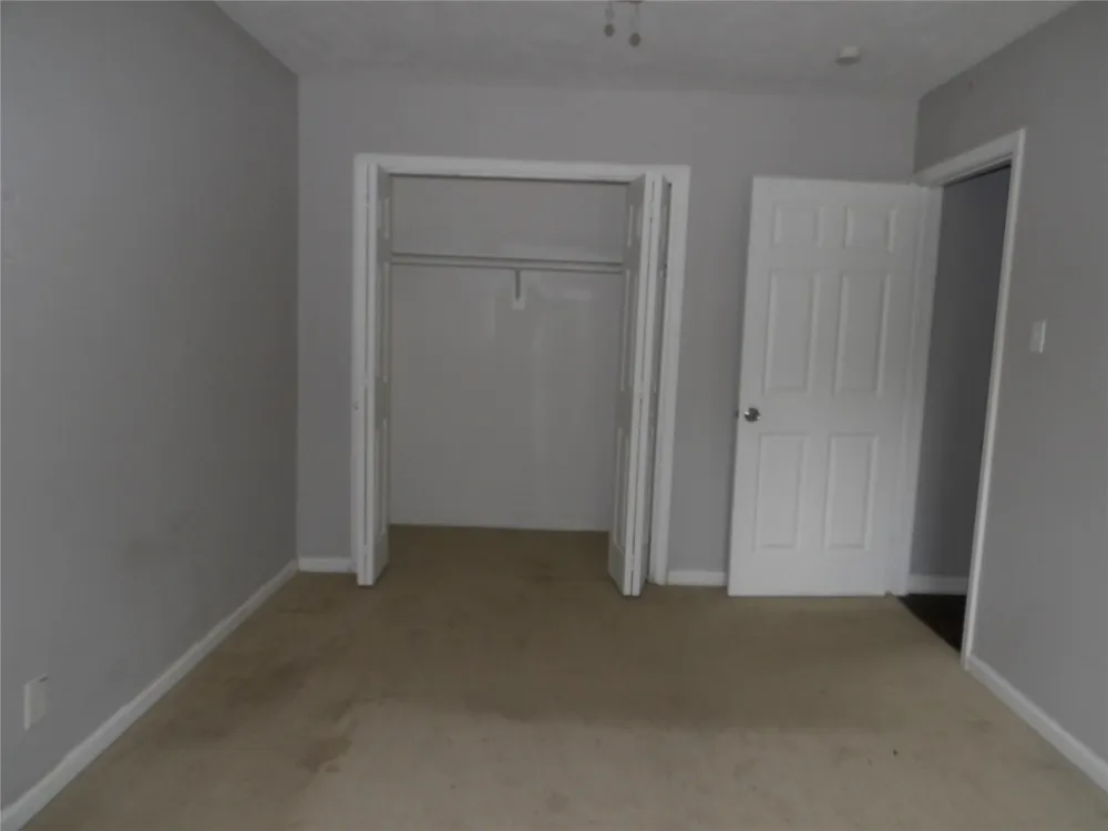 5783 Westover Street Houston, TX 77033