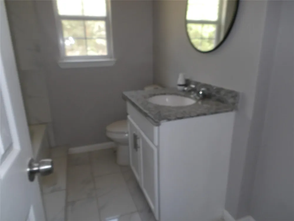 5783 Westover Street Houston, TX 77033