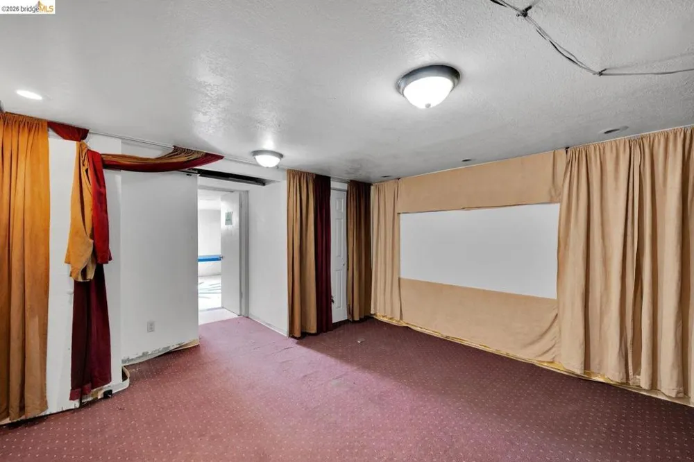 3742 Walnut Ave Concord, CA 94519