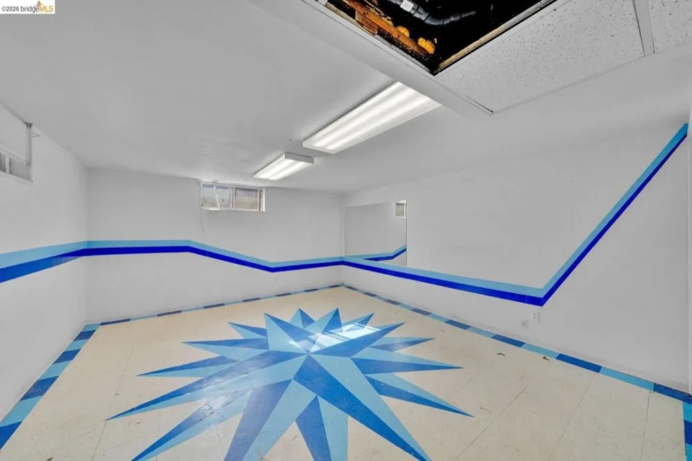 3742 Walnut Ave Concord, CA 94519