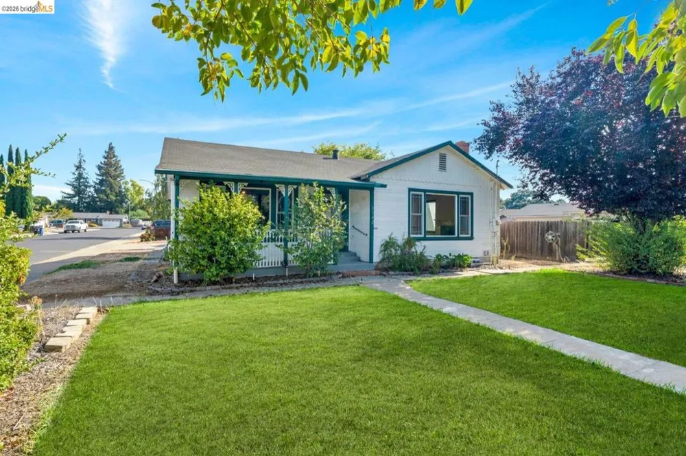 3742 Walnut Ave Concord, CA 94519