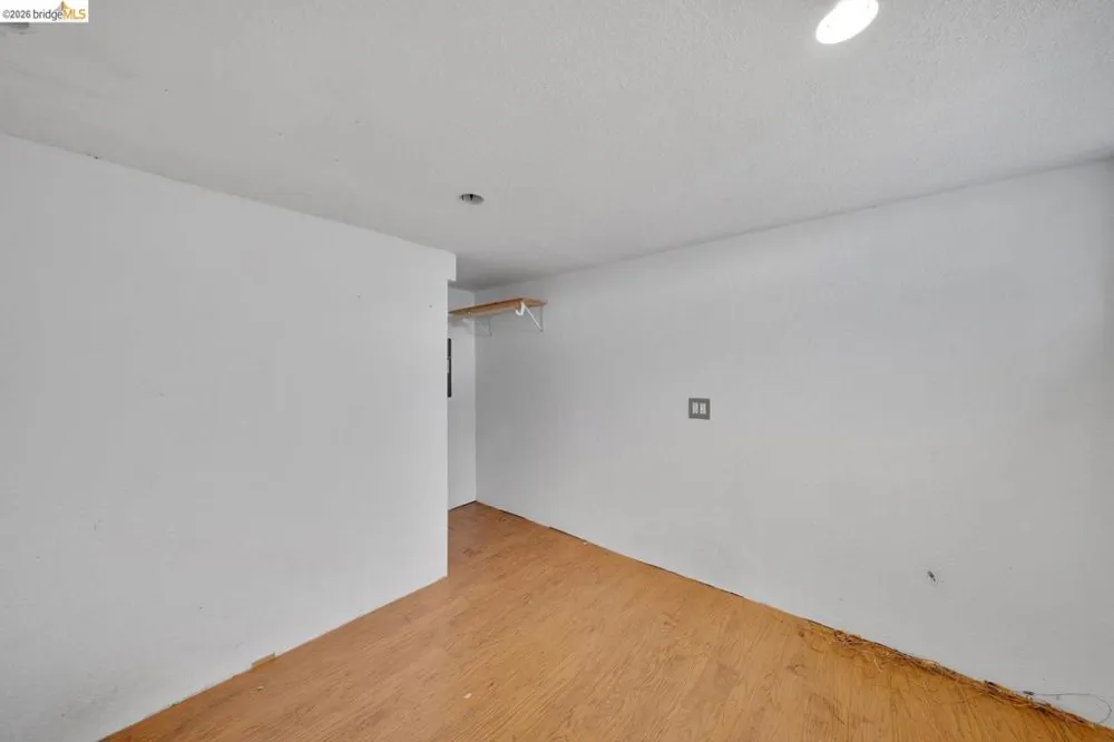 3742 Walnut Ave Concord, CA 94519