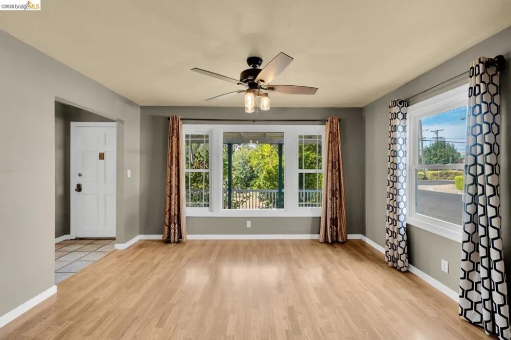 3742 Walnut Ave Concord, CA 94519