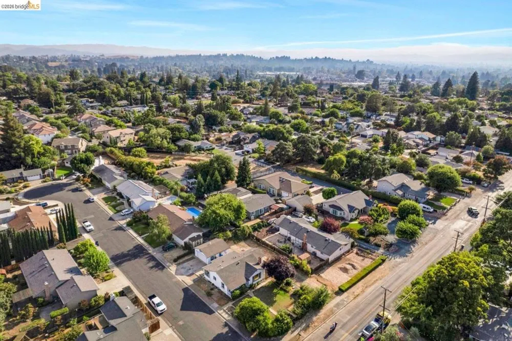 3742 Walnut Ave Concord, CA 94519