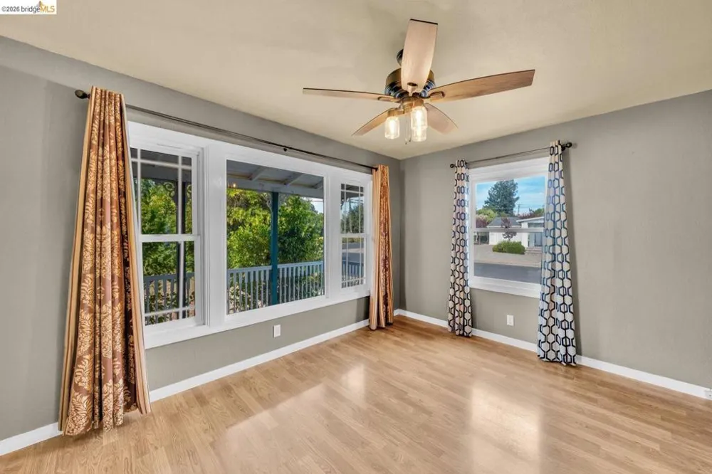 3742 Walnut Ave Concord, CA 94519