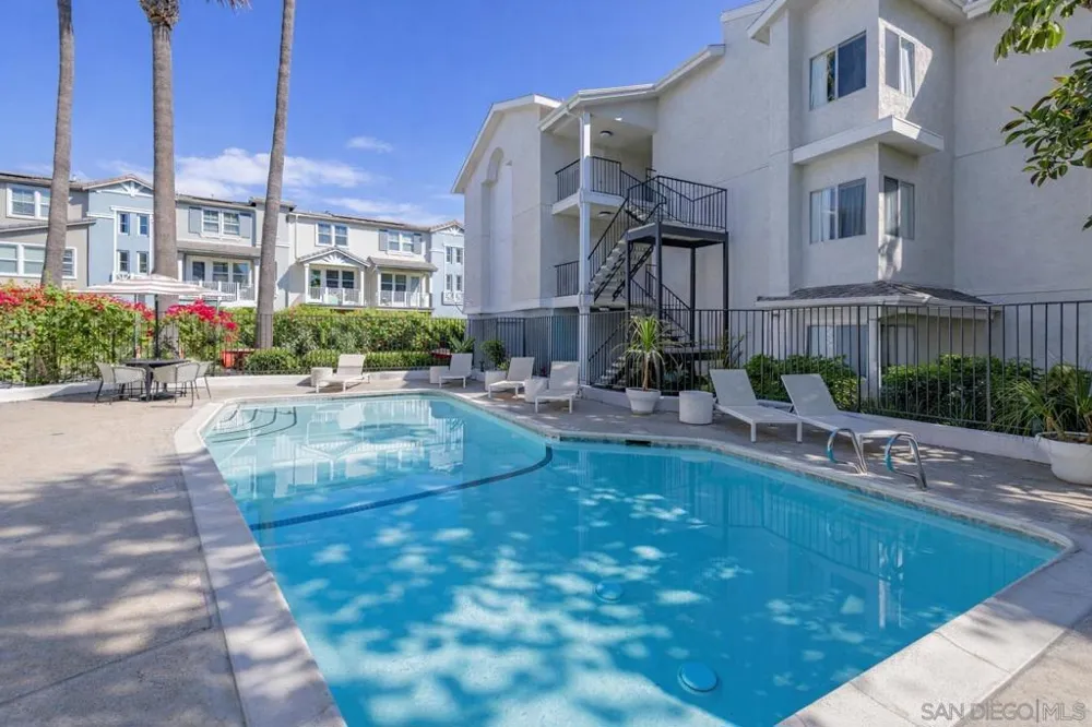 3020 Cowley Way #305 San Diego, CA 92117