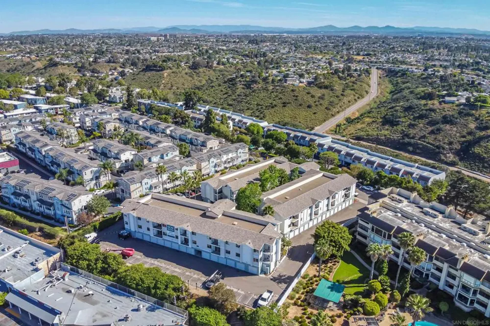 3020 Cowley Way #305 San Diego, CA 92117