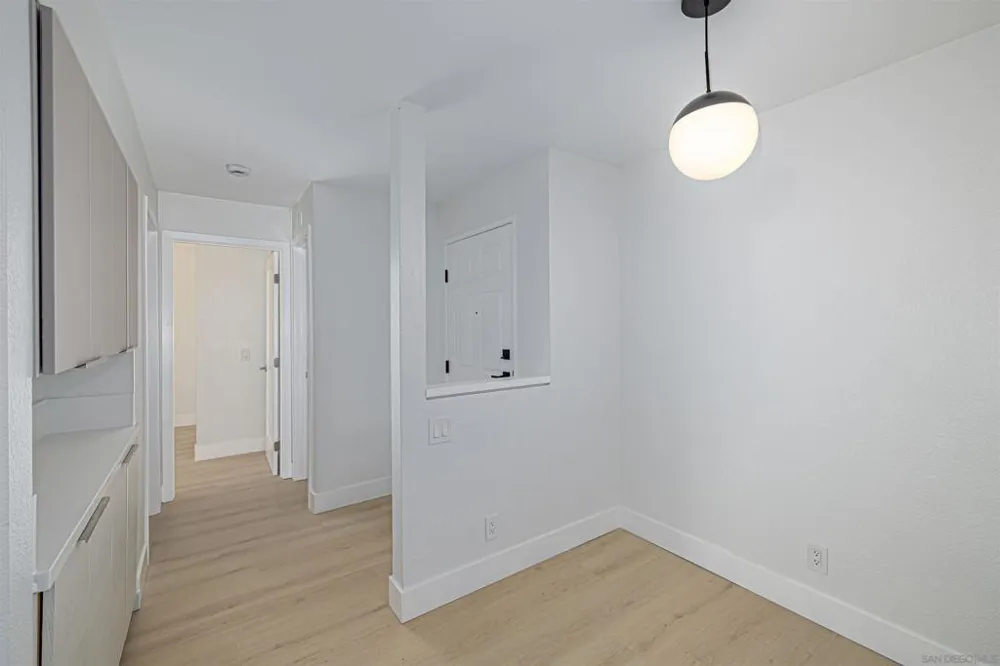 3020 Cowley Way #305 San Diego, CA 92117