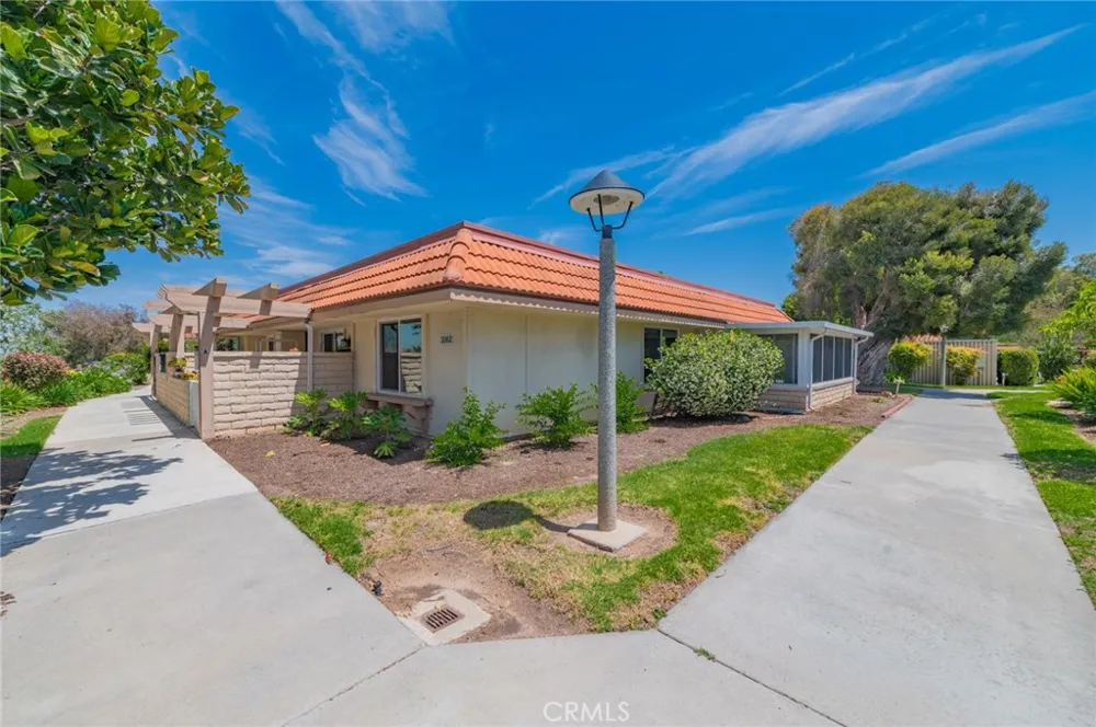 3062 S Via Serena S #D Laguna Woods, CA 92637