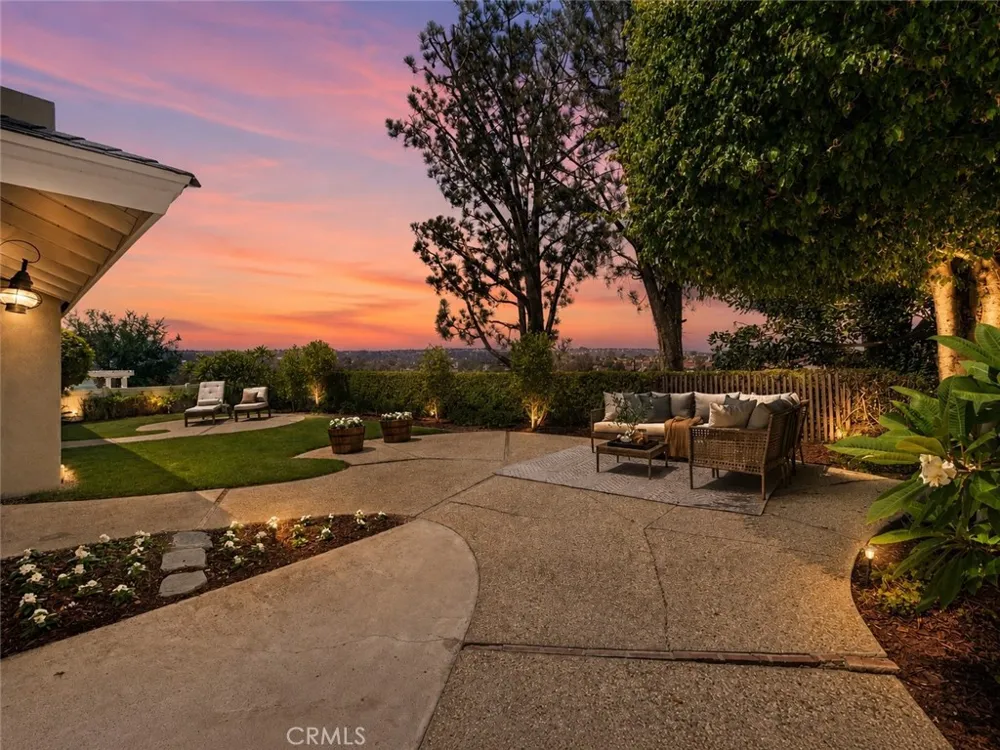 29481 Via Valverde Laguna Niguel, CA 92677