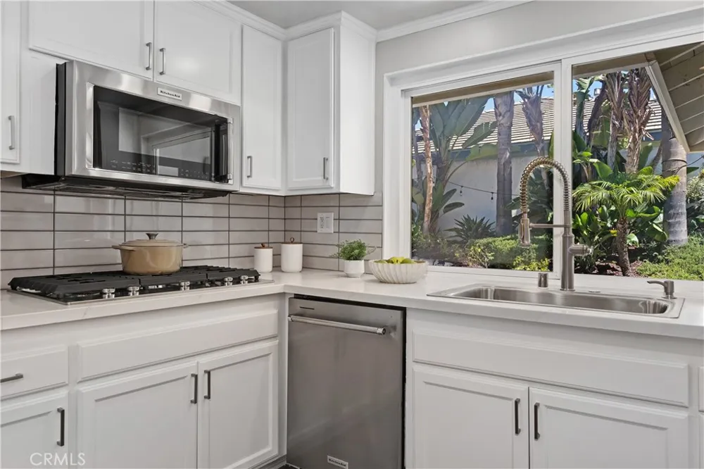 29481 Via Valverde Laguna Niguel, CA 92677