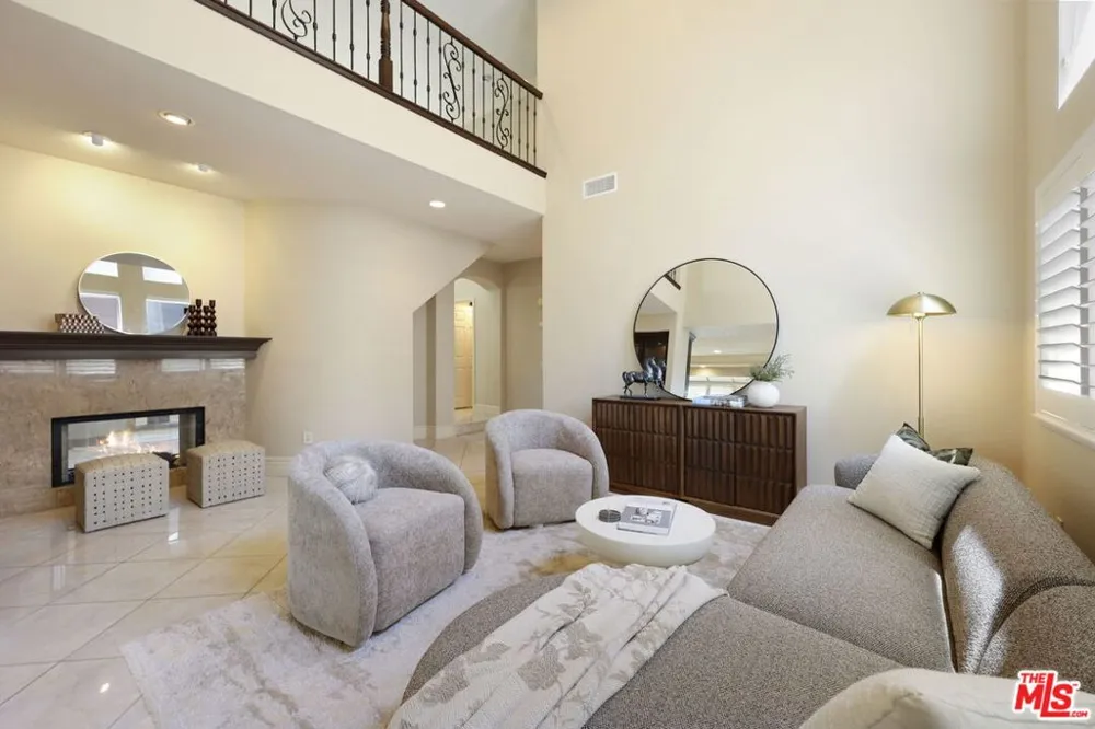16246 Avenida San Miguel La Mirada, CA 90638