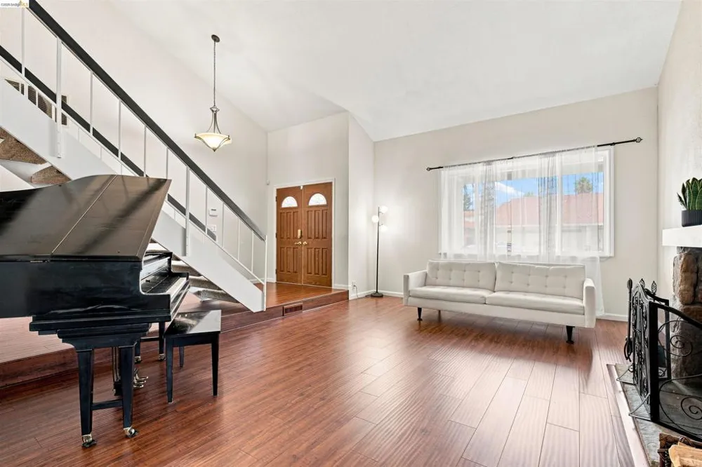 1823 Daltrey Way San Jose, CA 95132